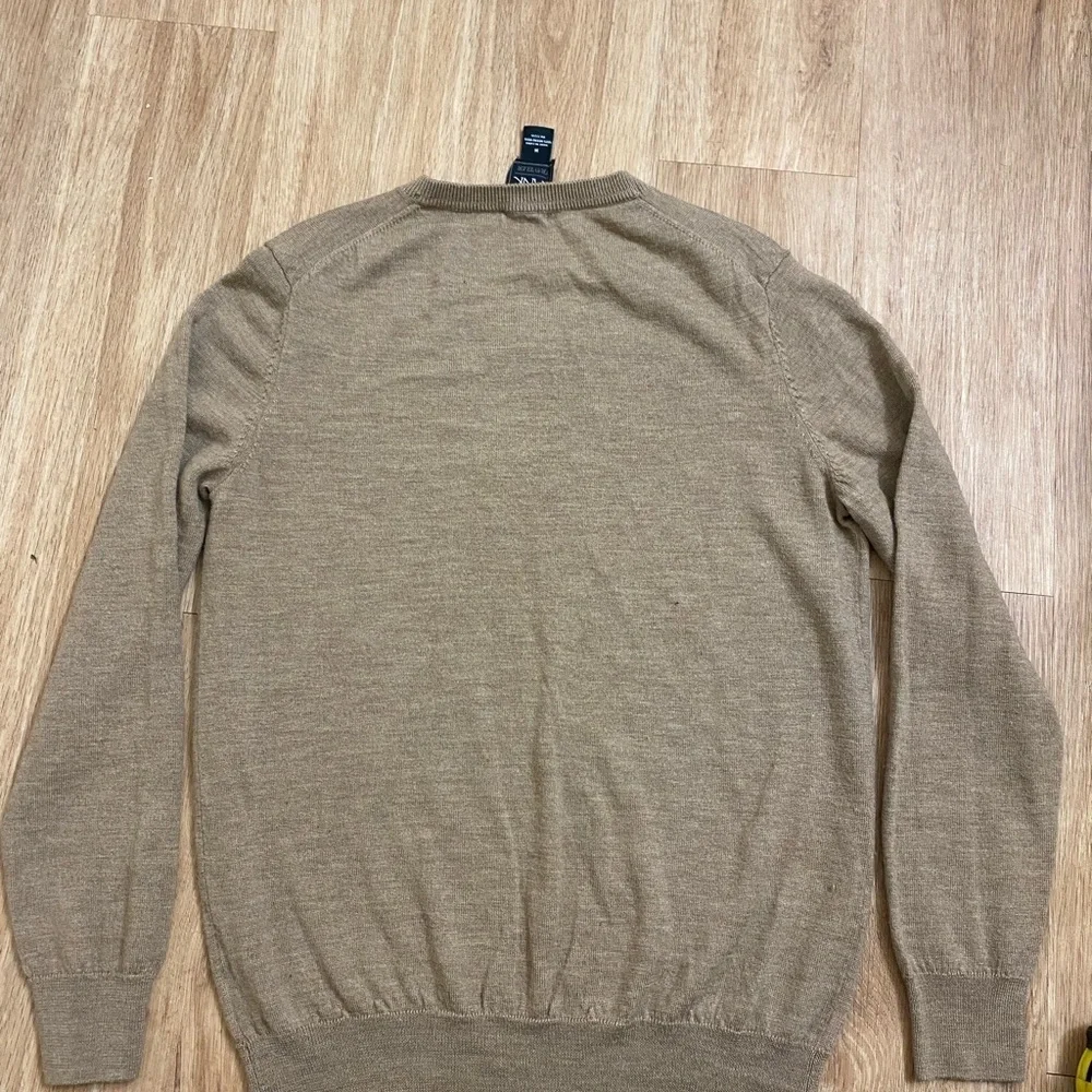 Jos. A. Bank Men's Beige V-Neck Sweater